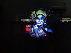 Krishna Janmashtami 2023: कोटा में कृष्ण जन्माष्टमी की धूम, सजाई गईं भगवान की आकर्षक झाकियां, देखें तस्वीरें