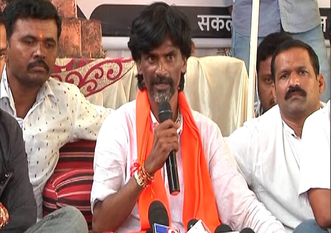 Manoj Jarange Patil : सरकारचा निर्णय मान्य, पण उपोषण सुरूच राहणार; पाहा मनोज जरांगे काय म्हणाले? Manoj Jarange Hunger Strike Demands Kunbi caste certificate to all Maratha community for Maratha Reservation know details Maharashtra Jalna News Manoj Jarange Patil : सरकारचा निर्णय मान्य, पण उपोषण सुरूच राहणार; पाहा मनोज जरांगे काय म्हणाले?