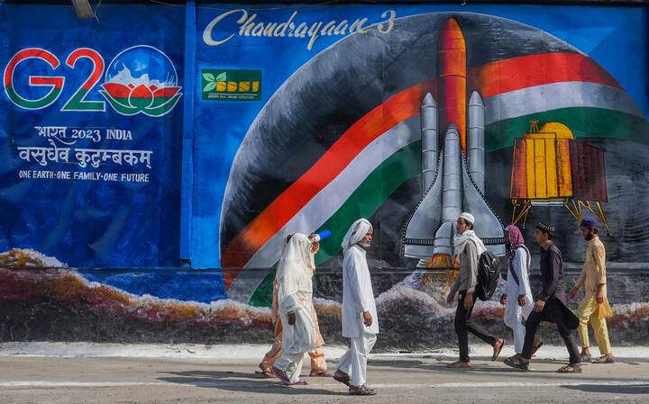 जी-20 निमित्त प्रमुख शहरांत रंगरंगोटी करण्यात आली  आहे.