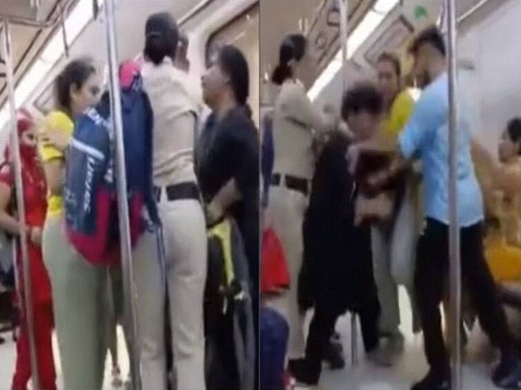 Women Get Into Violent Brawl Inside Delhi Metro Train, Watch Viral Video Women Get Into Violent Brawl Inside Delhi Metro Train, Watch Viral Video