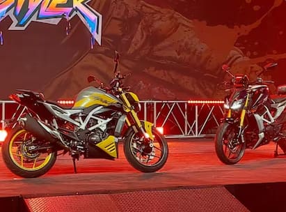 TVS ਮੋਟਰ ਨੇ ਭਾਰਤ ਵਿੱਚ ਆਪਣੀ ਸਭ ਤੋਂ ਪਸੰਦੀਦਾ ਬਾਈਕ Apache RTR 310 ਲਾਂਚ ਕੀਤੀ ਹੈ। ਜੇਕਰ ਤੁਸੀਂ ਅਜੇ ਤੱਕ ਇਸ ਦੀਆਂ ਤਸਵੀਰਾਂ ਨਹੀਂ ਦੇਖੀਆਂ ਹਨ, ਤਾਂ ਇੱਥੇ ਦੇਖੋ।