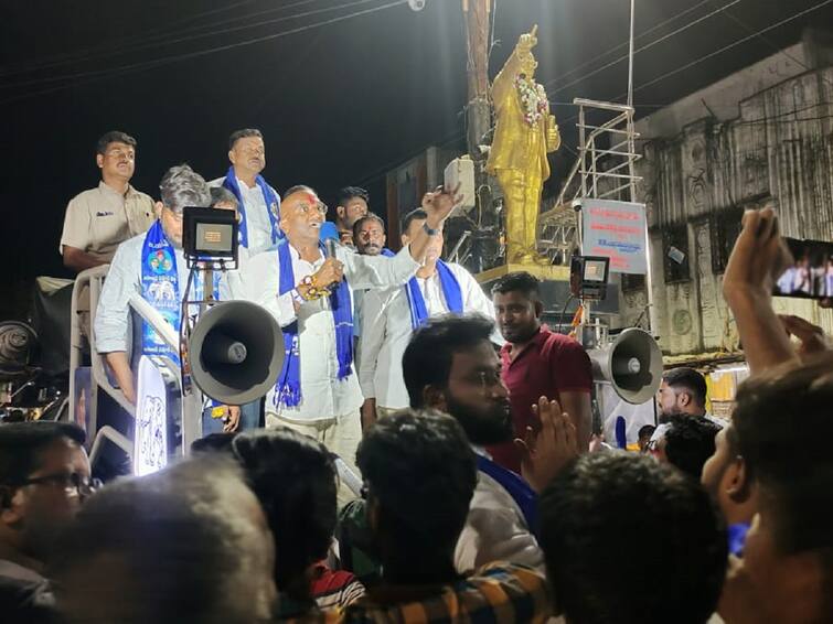 RS Praveen Kumar calls to defeat CM Kcr and koneru konappa in asifabad district RS Praveen Kumar: ఆయన్ని ఓడించి ఆంధ్రాకి పంపండి - ఆర్ఎస్ ప్రవీణ్ కుమార్ పిలుపు