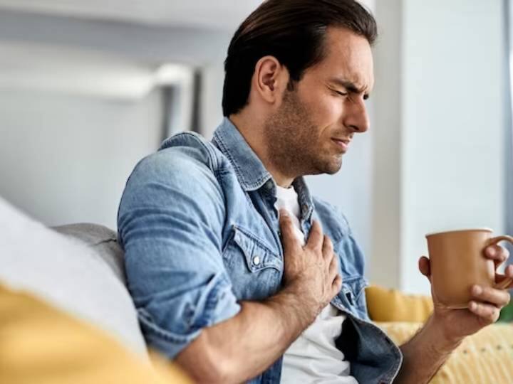 Changes To Bring Into Your Life After Surviving A Heart Attack पहले के 5 साल के बाद पड़ता है दूसरा दिल का दौरा, इससे बचने के लिए एक्सपर्ट ने दी यह खास सलाह
