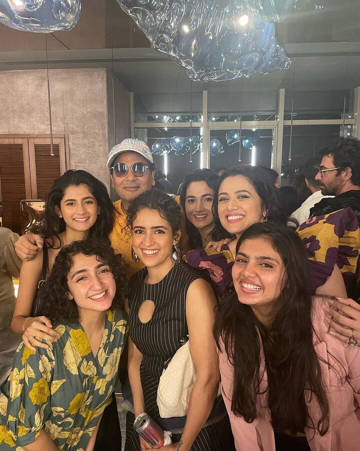 ફિલ્મના સ્પેશિયલ સ્ક્રીનિંગમાંથી બહાર આવેલી તસવીરોમાં આલિયા કુરેશી પણ જોવા મળી હતી.