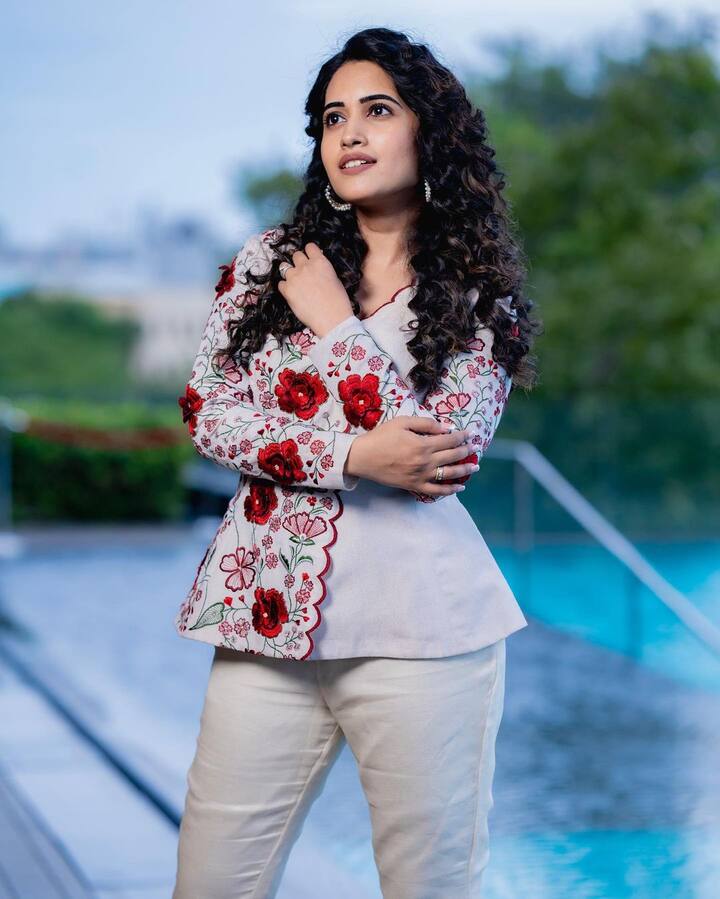 స్రవంతి చొక్కారపు అందమైన ఫోటోలు -Image credit: Sravanthi Chokarapu/Instagram