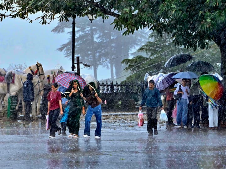 Maharashtra Weather Update Today It rained in many areas of Maharashtra people got relief from heat Maharashtra Weather: महाराष्ट्र के इन इलाकों में हुई बारिश, लोगों को गर्मी से मिली राहत, जानें मौसम का ताजा हाल