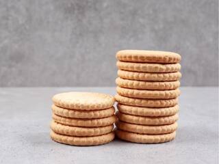 एक बिस्किट की कीमत एक लाख रुपये! कंपनी को भारी पड़ गई ये गलती