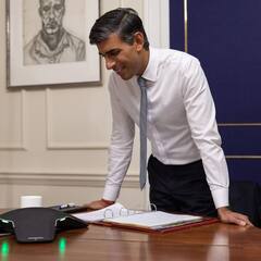 G20 Summit India: Rishi Sunak પાસે છે કઇ કઇ મોંઘી કાર? જાણો કેટલા કરોડની સંપત્તિના છે માલિક?