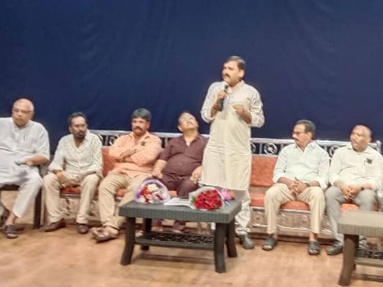 GVL Narasimha Rao Participated In Uttarandhra BC Meeting GVL Narasimha Rao: రాష్ట్ర విభజన సమయంలో కొన్ని కులాలకు అన్యాయం - జీవీఎల్ 