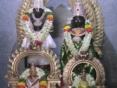 கரூர் பண்டரிநாதன் ஆலயத்தில் கோகுல அஷ்டமி முன்னிட்டு சுவாமிகளுக்கு சிறப்பு அபிஷேகம்