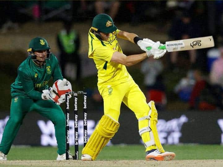 Concussion Substitute Marnus Labuschagne rescues Australia 1st ODI Against South Africa SA vs AUS: कन्कशन नियम की वजह से फिर भारी पड़े मार्नस लाबुशेन, साउथ अफ्रीका के खिलाफ दिलाई 3 विकेट से रोमांचक जीत