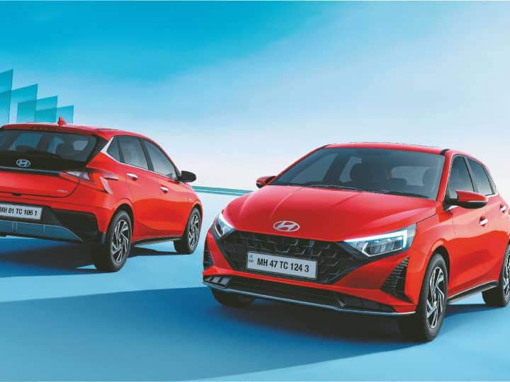 Facelifted i20 Launched: हुंडई मोटर इंडिया ने आज देश में अपनी प्रीमियम हैचबैक i20 के फेसलिफ्ट मॉडल को लॉन्च कर दिया है. इसमें कुछ स्टाइलिंग बदलाव और फीचर अपग्रेड मिलते हैं.