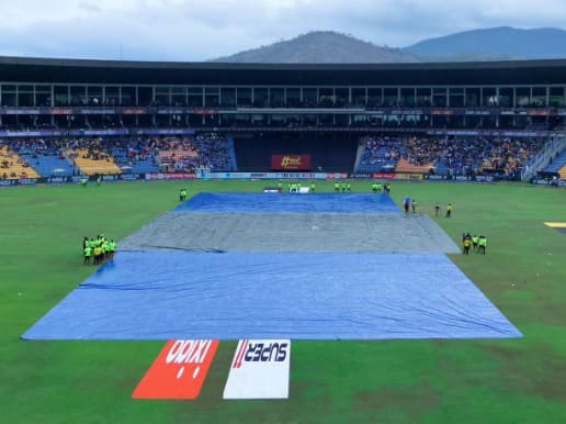 পাল্লেকেলে স্টেডিয়ামে এশিয়া কাপের গ্রুপ পর্বের ম্য়াচে বৃষ্টি তাল কেটেছিল। সেই ম্যাচের কোনও ফল নির্ধারণ হয়নি। কলম্বোতেও কি তাই হবে?