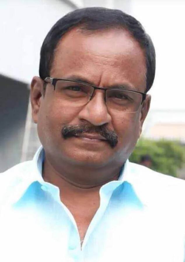 மாரிமுத்துவின் மரணச்செய்தி திரையுலகை ஆச்சரியத்தில் ஆழ்த்தியுள்ளது.