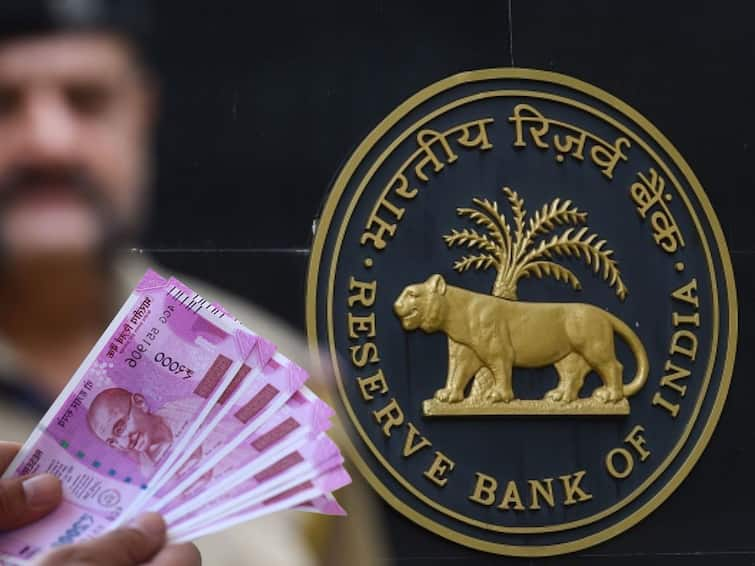 Rs 2,000 Currency Note Withdrawal RBI To Discontinue Incremental Cash Reserve Ratio In Phased Manner RBI To Discontinue Incremental Cash Reserve Ratio In A Phased Manner