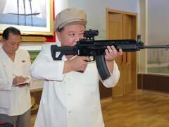 Kim Jong un Train: किम जोंग उन की सीक्रेट ट्रेन किसी किले से नहीं कम, फुल बुलेटप्रूफ सहित खाने के लजीज व्यंजनों का रहता है इंतजाम, देखें तस्वीरें