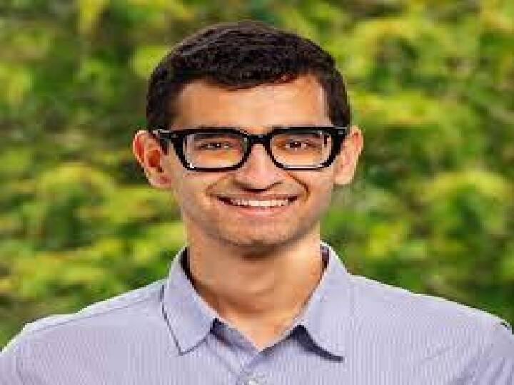 अरविंद नारायणन प्रिंसटन विश्वविद्यालय में कंप्यूटर विज्ञान के प्रोफेसर हैं. उन्हें डिजिटल प्रौद्योगिकियों, विशेषकर एआई के सामाजिक प्रभाव पर उनके काम के लिए जाना जाता है. 2019 में, उन्होंने