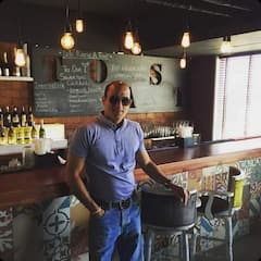 Throwback Bollywood: कभी करिश्मा कपूर से शादी करने वाले थे अक्षय़ खन्ना, फिर इस शख्स की वजह से बिगड़ गई बात