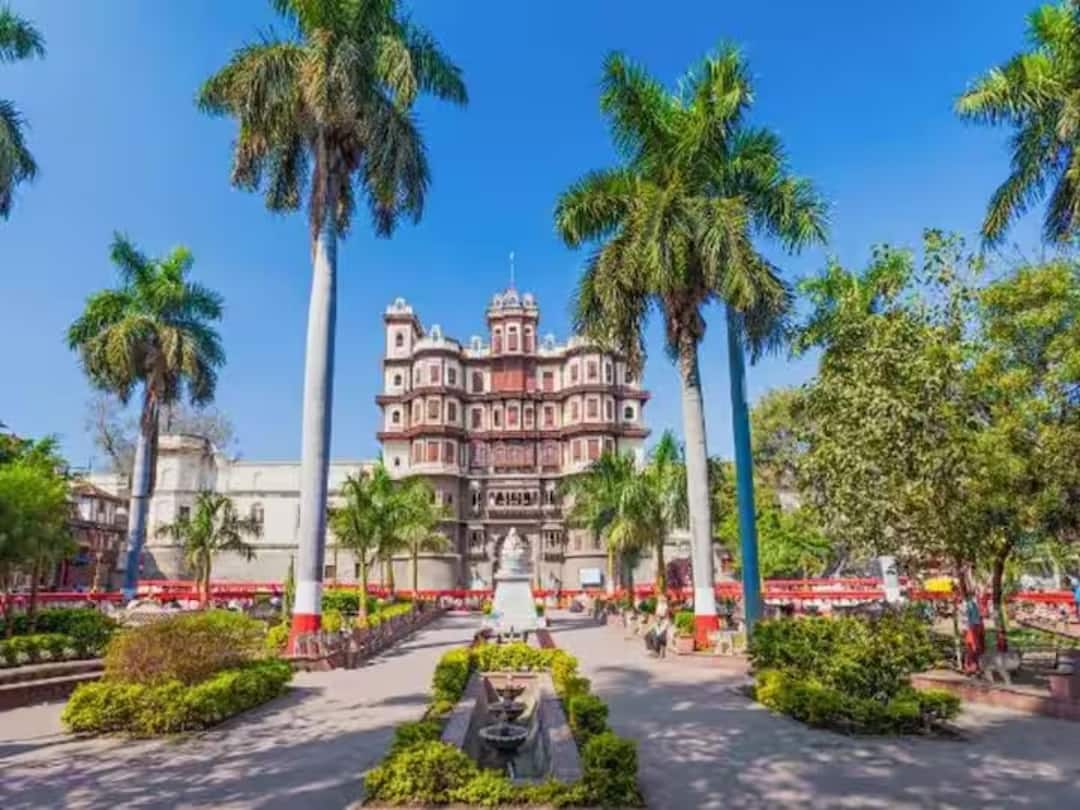 Clean Air Survey: స్వచ్ఛ వాయు సర్వేలో ఇండోర్ మొదటి స్థానం, ఆ తర్వాత స్థానాల్లో ఏ ప్రాంతాలంటే? Clean Air Survey Indore Ranks First in Clean Air Survey Clean Air Survey: స్వచ్ఛ వాయు సర్వేలో ఇండోర్ మొదటి స్థానం, ఆ తర్వాత స్థానాల్లో ఏ ప్రాంతాలంటే?