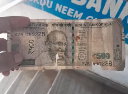 Mutilated Note: SBI ਦੇ ਇੱਕ ਗਾਹਕ ਨੇ ਸੋਸ਼ਲ ਮੀਡੀਆ ਪਲੇਟਫਾਰਮ X ਤੇ ਸ਼ਿਕਾਇਤ ਕੀਤੀ ਕਿ ਦਰਭੰਗਾ ਚ ਬੈਂਕ ਸ਼ਾਖਾ ਨੇ 500 ਦਾ ਨੋਟ ਬਦਲਣ ਤੋਂ ਇਨਕਾਰ ਕਰ ਦਿੱਤਾ ਹੈ। ਗਾਹਕ ਨੇ SBI ਤੇ RBI ਨੂੰ ਪੁੱਛਿਆ ਕਿ ਉਹ ਹੁਣ ਕੀ ਕਰ ਸਕਦਾ ਹੈ।