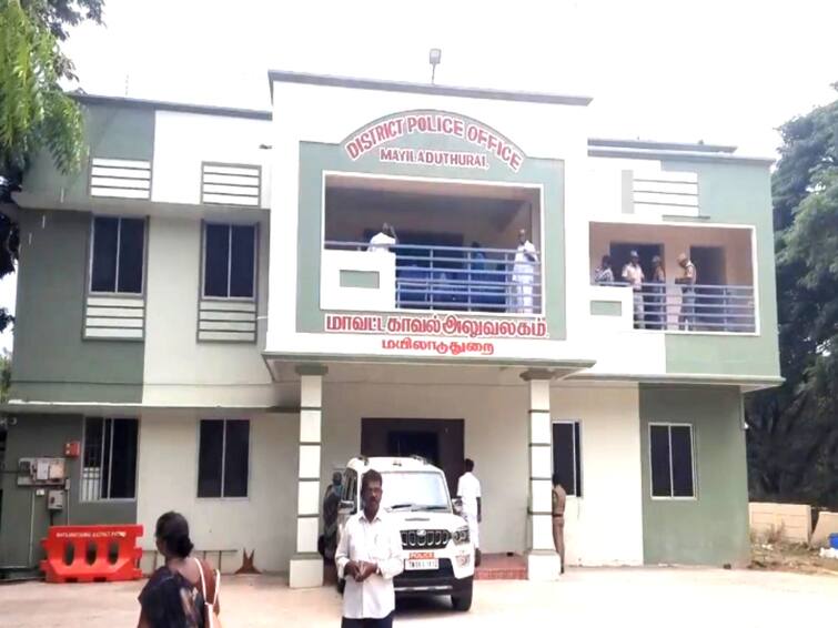 Cybercrime increasing in Mayiladuthurai district  Police warning TNN மயிலாடுதுறை மாவட்டத்தில் அதிகரிக்கும் சைபர் கிரைம் - இளைஞர்களை எச்சரிக்கும் காவல்துறை