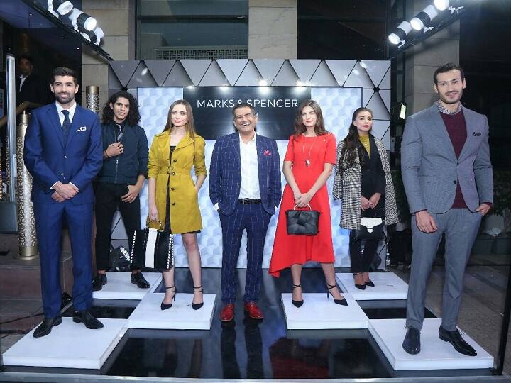 ब्रिटेन का एक बड़ा ब्रांड Marks & Spencer ने भी भारतीय बाजार में अपनी पकड़ को मजबूत करने के लिए रिलायंस रिटेल के साथ साझेदारी की थी. इस पार्टनरशिप के बाद से अब तक इस ब्रांड ने देशभर के कई शहरों में 47 से अधिक स्टोर स्थापित किए हैं.