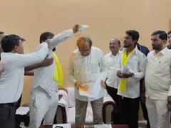 'पवित्र भंडाऱ्याची माझ्यावर उधळण झाल्याने मला आनंदच', राधाकृष्ण विखे पाटलांची प्रतिक्रिया