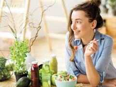 Health Tips : 'या' चांगल्या सवयींचा तुमच्या दैनंदिन जीवनात करा समावेश! कुठलाच आजार तुमच्या जवळ नाही येणार