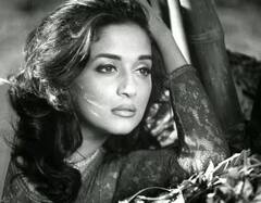 ફિલ્મમાં માધુરી દીક્ષિત સાથે રેપ સીનમાં કાબૂ ગુમાવી બેઠો હતો આ એક્ટર, ખોટી જગ્યાએ સ્પર્શ કરતા એક્ટ્રેસ થઇ હતી ગુસ્સે