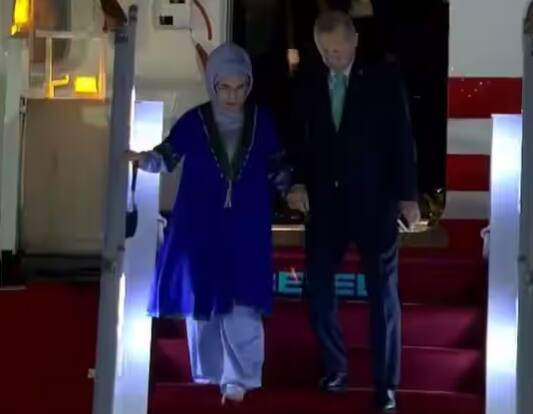 ਇਸ ਤੋਂ ਇਲਾਵਾ ਤੁਰਕੀ ਦੇ ਰਾਸ਼ਟਰਪਤੀ ਰੇਸੇਪ ਤੈਯਬ ਏਰਦੋਗਨ ਵੀ ਜੀ-20 ਸੰਮੇਲਨ ਲਈ ਦਿੱਲੀ ਪਹੁੰਚ ਚੁੱਕੇ ਹਨ।