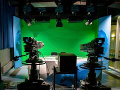 Chroma Studio: क्रोमा का कलर ग्रीन क्यों होता है? जानें इसके पीछे की साइंस