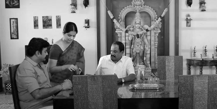 வெள்ளித்திரையில் குணசித்தர வேடங்களில் நடித்து வந்த இவர், சின்னத்திரையிலும் கால்பதித்தார். “இந்தாம்மா ஏய்” என்ற வசனத்தினாலும்  “தக் லைவ்” நடிப்பாலும் எதிர்நீச்சல் ஆதி குணசேகரனாக வாழ்ந்து சீரியல் ரசிகர்களின் மனதில் இடம்பிடித்தார். இவருக்காகவே அந்த சீரியலை பலரும் பார்க்க தொடங்கினர்.