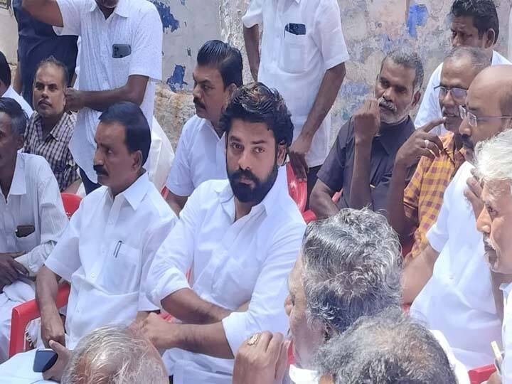 Actor Marimuthu: மாரிமுத்துவின் உடல் அவரது சொந்த ஊரில் தகனம்  - நடிகர் விமல் நேரில் அஞ்சலி