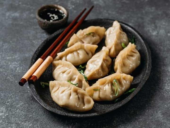 Which is better- wheat momo or regular momo? Health benefits, taste and texture of wheat momos, Wheat Momo Vs. Regular Momo: A Comparison Of Taste, Texture, And Nutritional Value