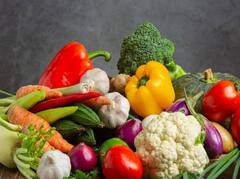 Diabetes Control: ਸ਼ੂਗਰ ਦੇ ਮਰੀਜ਼ ਆਪਣੀ ਡਾਈਟ 'ਚ ਸ਼ਾਮਲ ਕਰੋ ਇਹ ਸਬਜ਼ੀਆਂ, ਤੁਰੰਤ ਕੰਟਰੋਲ ਹੋ ਜਾਵੇਗਾ ਬਲੱਡ ਸ਼ੂਗਰ ਲੈਵਲ