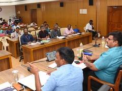 பள்ளி செல்லாக் குழந்தைகள்; பெற்றோர், தொழில் நிறுவனங்கள் மீது நடவடிக்கை - ஆட்சியர் தகவல்