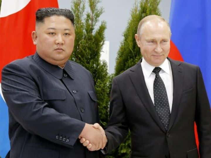 Kim Jong Un arrives in Russia with arms industry officials amid US warnings Russia - North korea: கலக்கத்தில் அமெரிக்கா, ஜப்பான்.. ரஷ்யா சென்ற வடகொரிய அதிபர் கிம் ஜாங் உன்.. ஆயுத ஒப்பந்தமா?