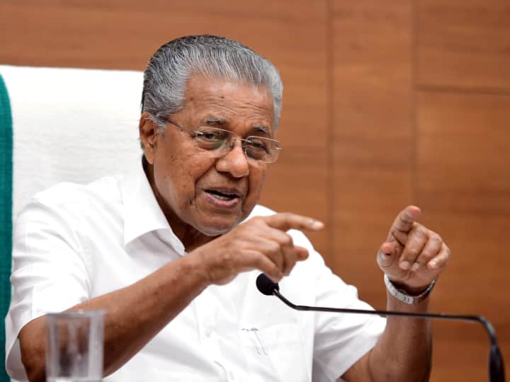BJP Slams Kerala Govt Over Hamas Leader Address CM Pinarayi Vijayan Hits Back हमास नेता के वर्चुअल भाषण मामले में बीजेपी ने घेरा तो मुख्यमंत्री पिनराई विजयन बोले, '...केरल में ऐसा नहीं होगा'