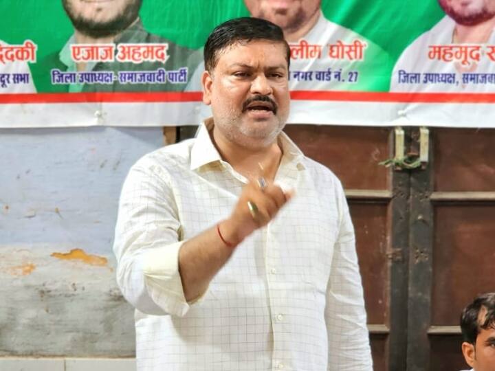 Ghosi Bypoll 2023 SP Leader Pawan Pandey Attacks On SBSP Chief Om Prakash Rajbhar For Ghosi By Election result ANN Ghosi Bypoll 2023: घोसी उपचुनाव में जीत के बाद सपा नेता का राजभर पर तंज, कहा- 'ये ऐसे बिल में चले जाएंगे कि...'