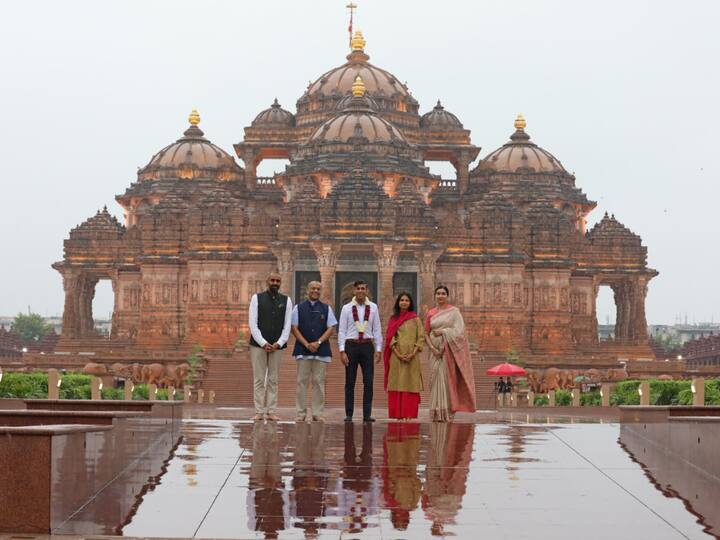 This is the first visit for UK PM Rishi Sunak since assuming office as Prime Minister in October 2022. (Photo: Akshardham Temple)