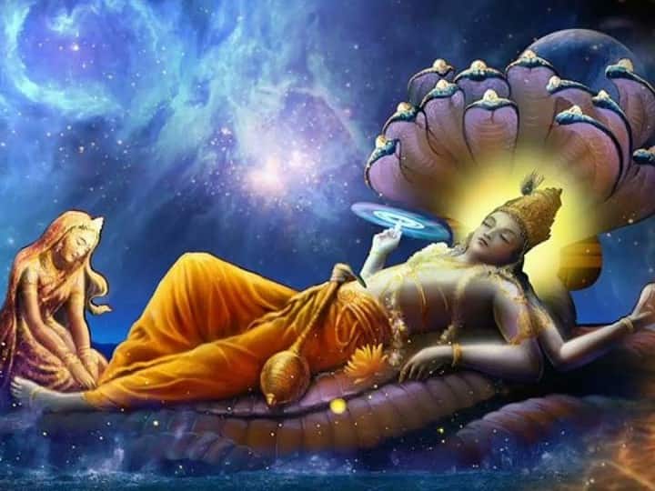 एकादशी व्रत खोलने से पहले श्रीहरि का विधि वत पूजन करें. उन्हें फूल, पीतांबर अर्पित करें. इसके बाद ब्राह्मण को भोजन कराएं, दक्षिणा दें और इसके बाद ही व्रत खोलें.