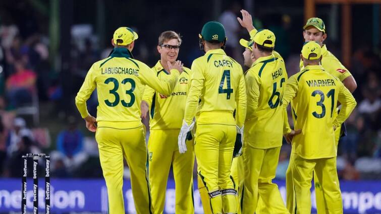 Australia regains top spot in ICC ODI Rankings following win over South Africa ICC Rankings: ভারতের বিরুদ্ধে মাঠে নামার আগেই ওয়ান ডেতে শীর্ষস্থান হারাল পাকিস্তান, একে অস্ট্রেলিয়া