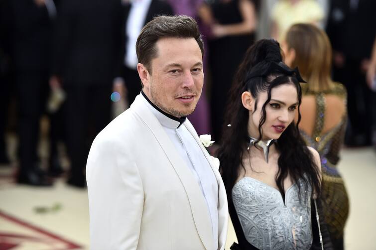 Elon Musk Biography Walter Isaacson Reveals His 'Secret Third Child' With Musician Grimes Elon Musk's Biography Reveals His 'Secret Third Child' With Musician Grimes