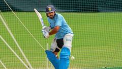 পাকিস্তানের বিরুদ্ধেই বড় মাইলফলক স্পর্শ করার হাতছানি রোহিত, বিরাটের সামনে