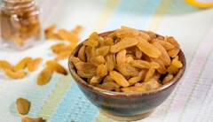 Raisin Benefits: मनुके खाण्याचे 'हे' आहेत 10 जबरदस्त फायदे; अशक्तपणा देखील राहील दूर