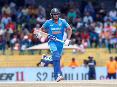 पाकिस्तानी गेंदबाजों के खिलाफ शुभमन गिल ने खेली धुआंधार पारी, 37 गेंदों में पूरा किया अर्धशतक