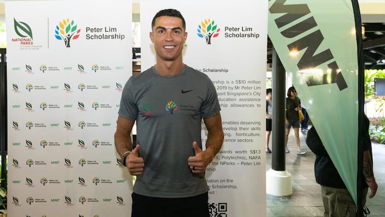 Cristiano Ronaldo's hotel acts as a refuge camp for people following Morocco Earthquake Morocco Earthquake: ভূমিকম্প বিধ্বস্ত মরক্কোর পাশে রোনাল্ডো, শরণার্থী শিবির হিসাবে খুলল হোটেলের দরজা