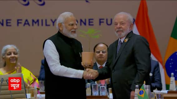 G20 Summit 2023: PM Modi offers sapling to the World leaders with commencing today's session | Abp News