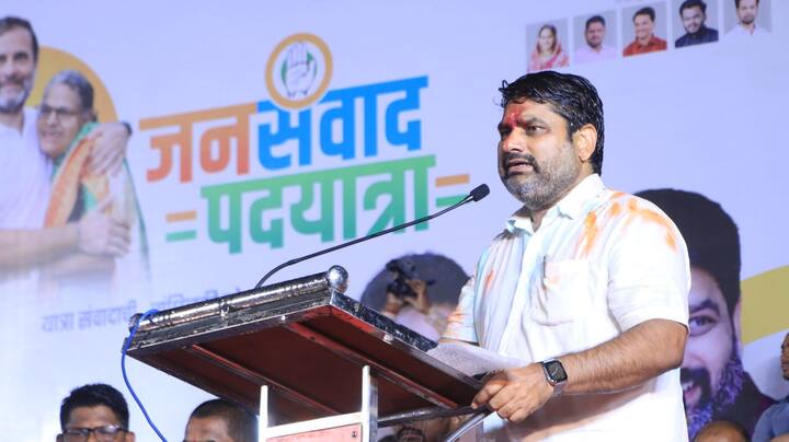 जिल्ह्यात काँग्रेसतर्फे तीस सप्टेंबरपासून जनसंवाद पदयात्रेला प्रारंभ झाला आहे.