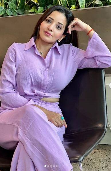 ਮੋਨਾਲੀਸਾ ਨੇ ਕੋ-ਆਰਡ ਸੈੱਟ ਪਾ ਕੇ ਸ਼ੇਅਰ ਕੀਤੀ ਹੌਟ ਲੁੱਕ